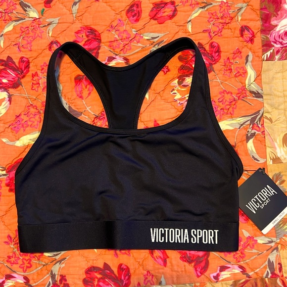 Victoria's Secret Other - Victoria’s Secret The Player Racerback Sport Bra.  Size Small - Black